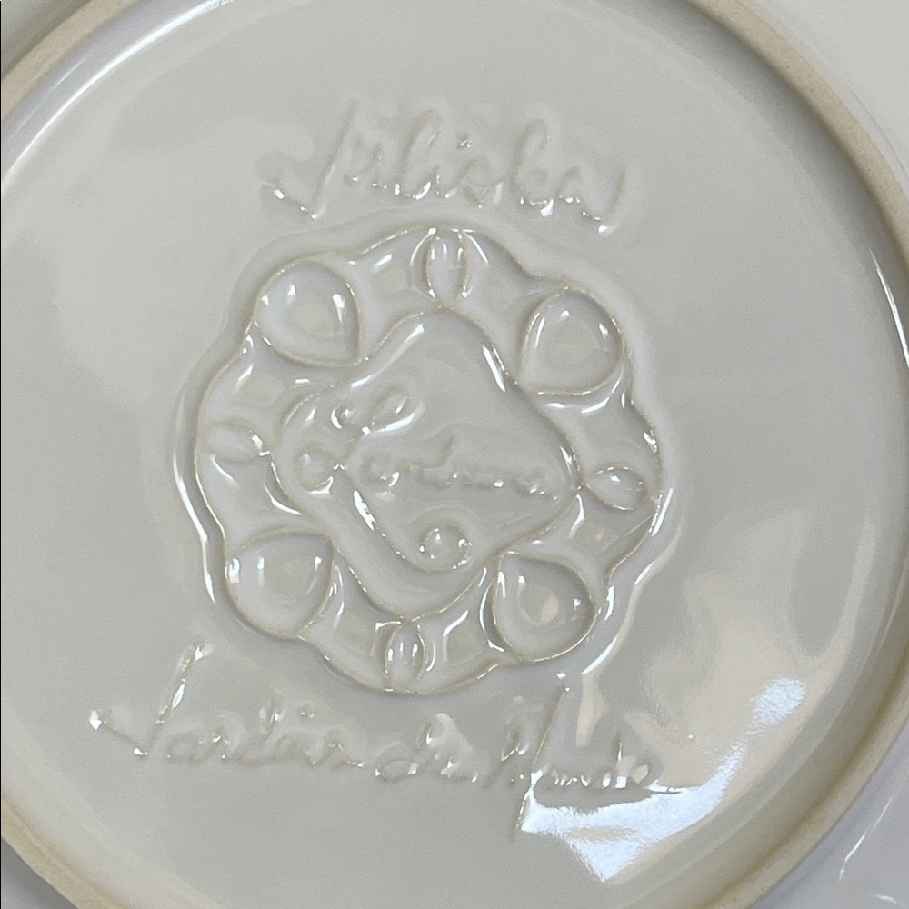 Juliska Jardins du Monde Embossed Plate - Picture 4 of 8